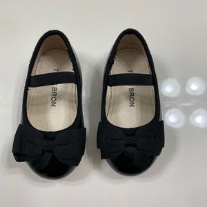 Black Girls Shoes size 5